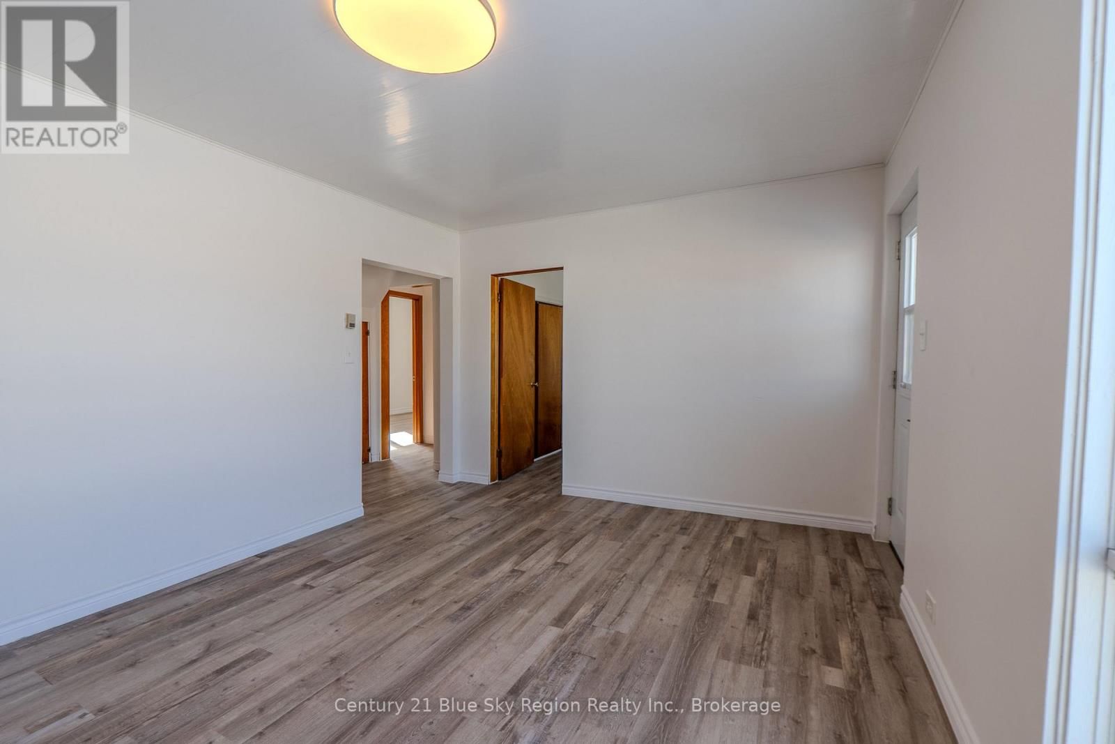 122 WILLIAM STREET Image 13