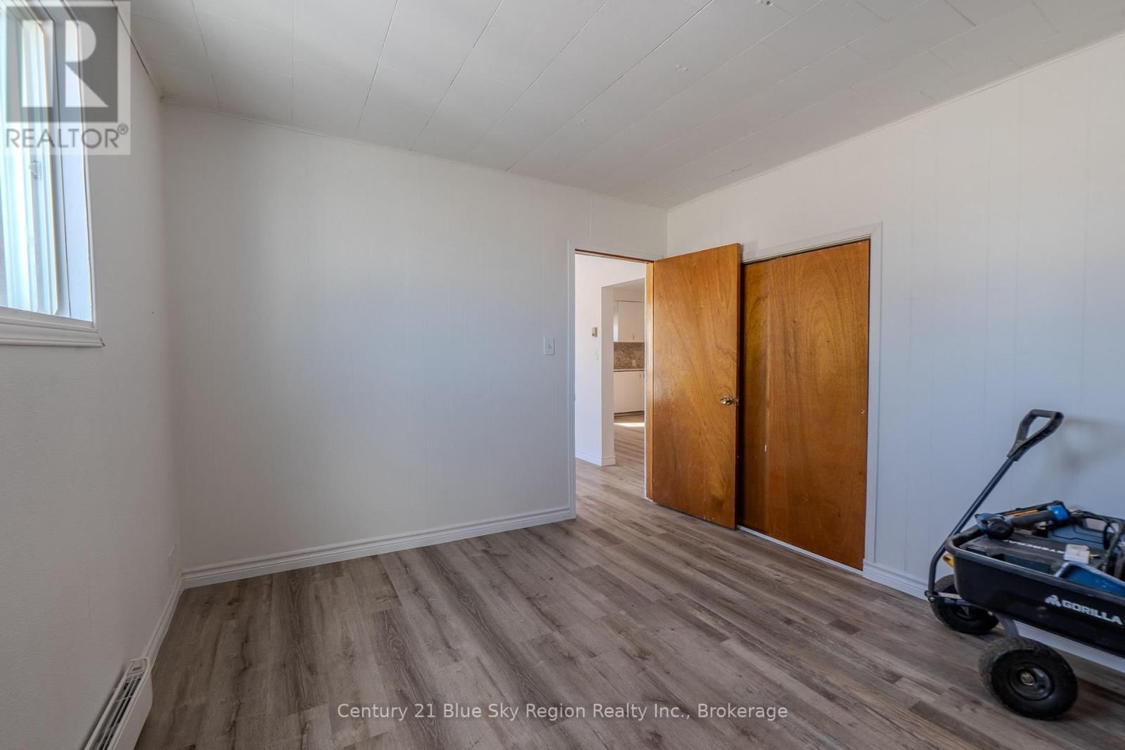 122 WILLIAM STREET Image 15