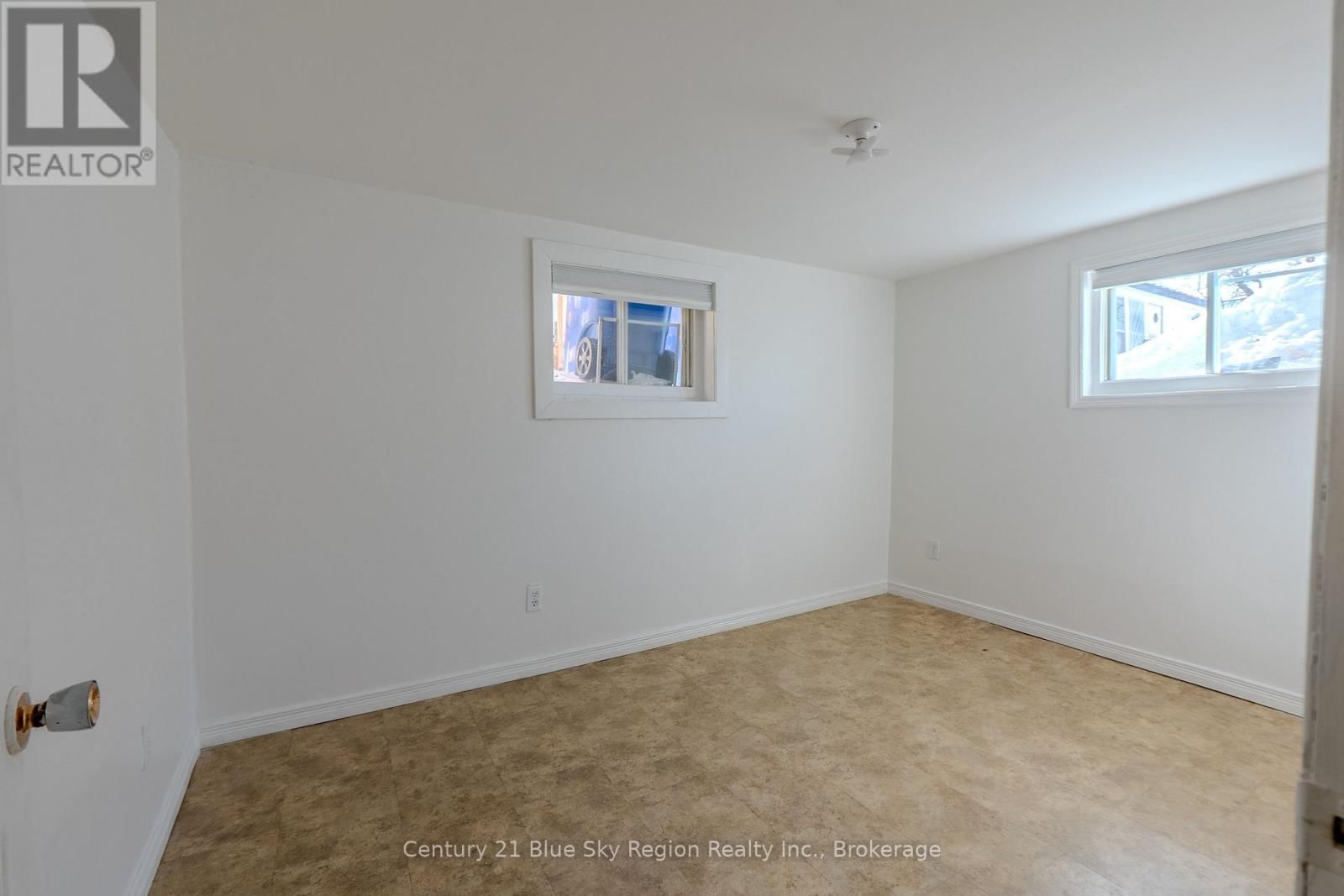 122 WILLIAM STREET Image 34