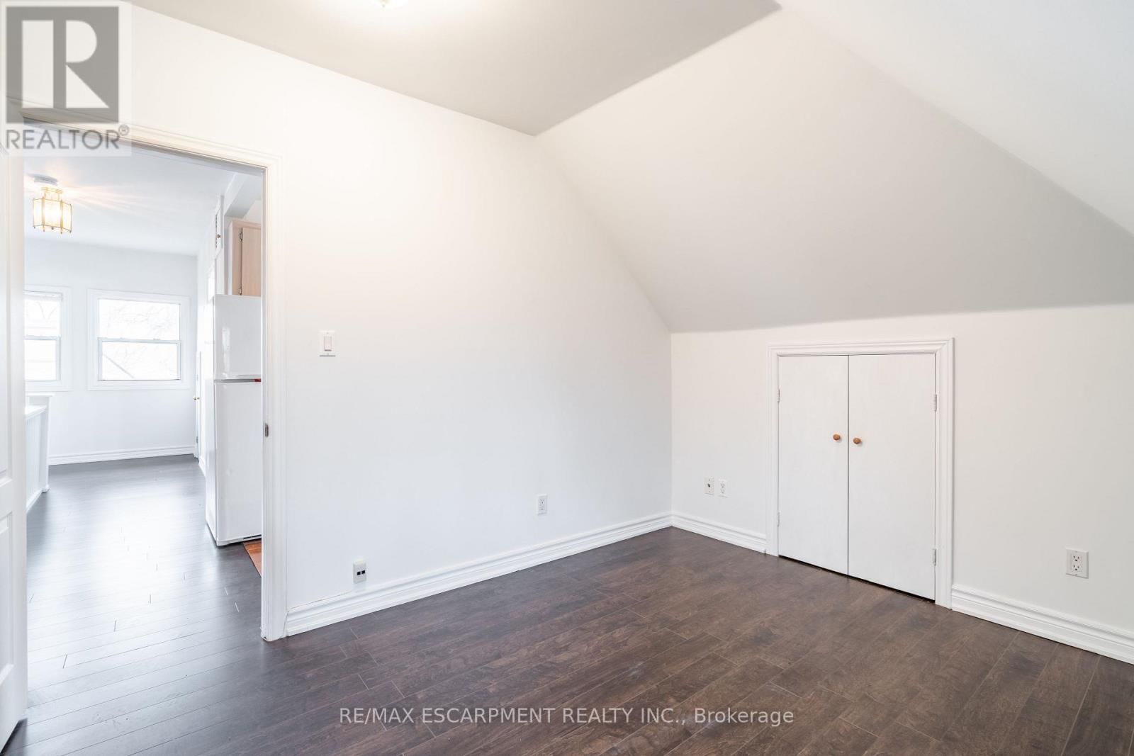 3 - 80 ST. CLAIR AVENUE Image 21