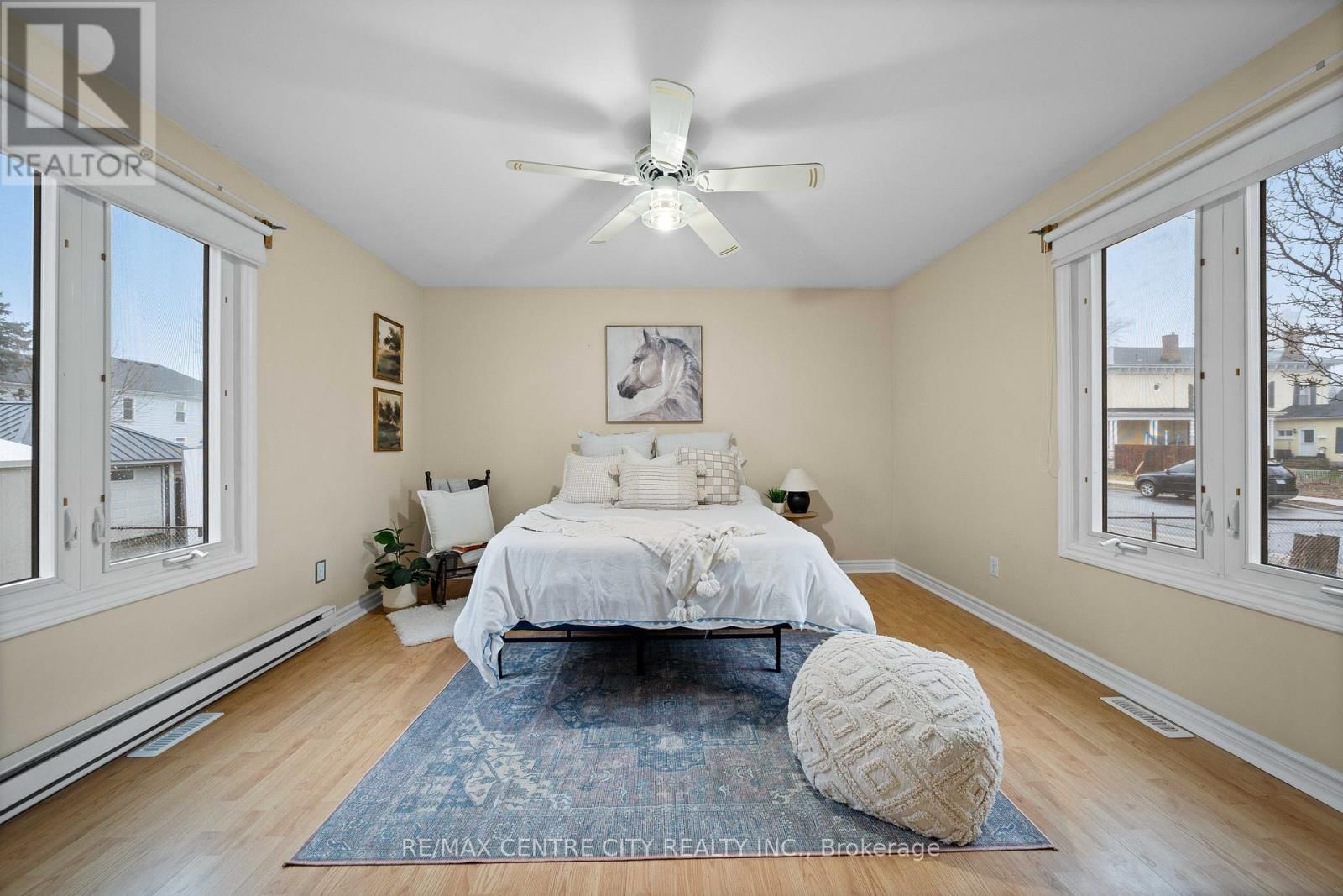 65 KING STREET Image 17