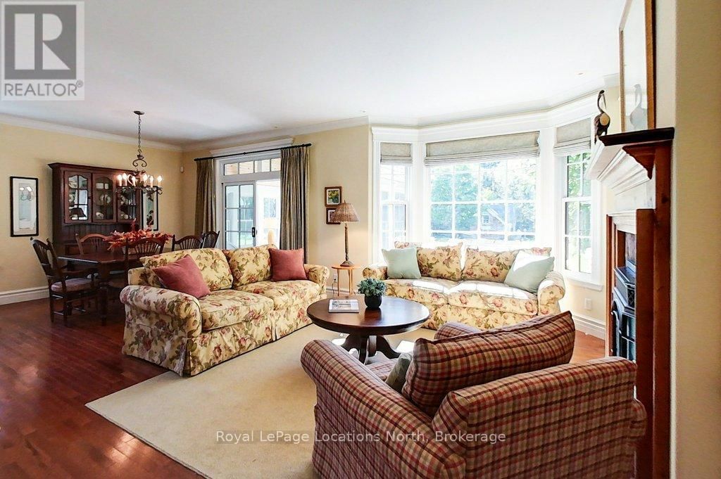 202 SNOWBRIDGE WAY Image 10