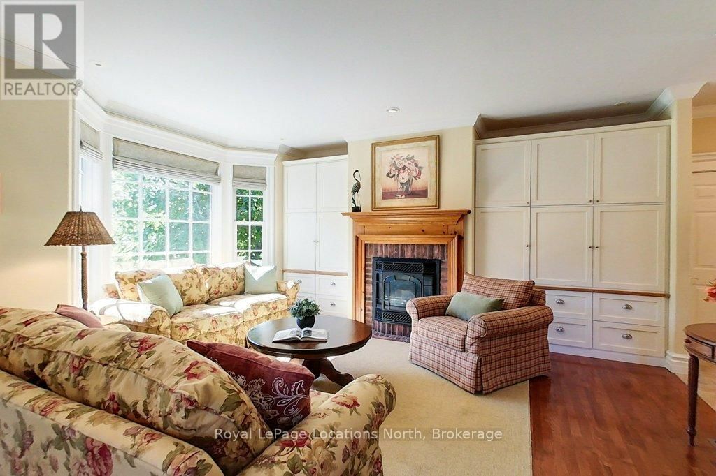 202 SNOWBRIDGE WAY Image 11