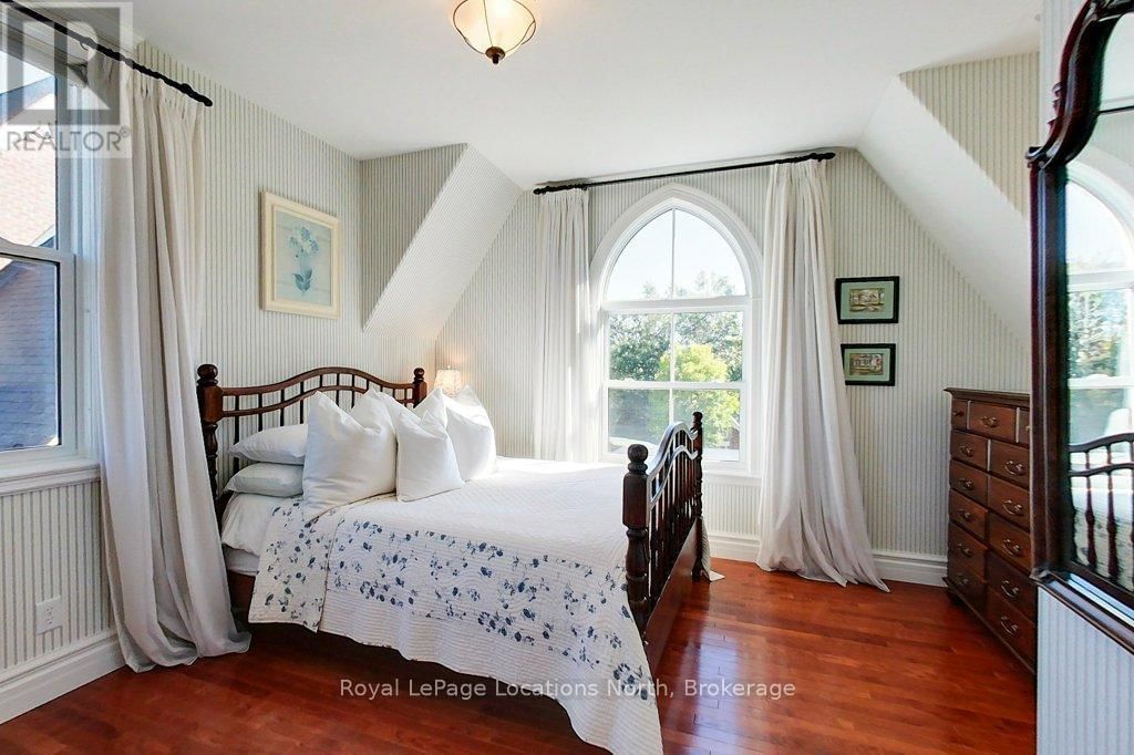 202 SNOWBRIDGE WAY Image 20