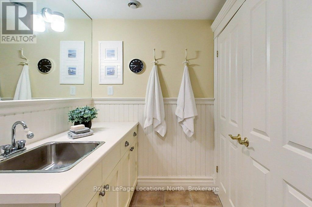 202 SNOWBRIDGE WAY Image 27