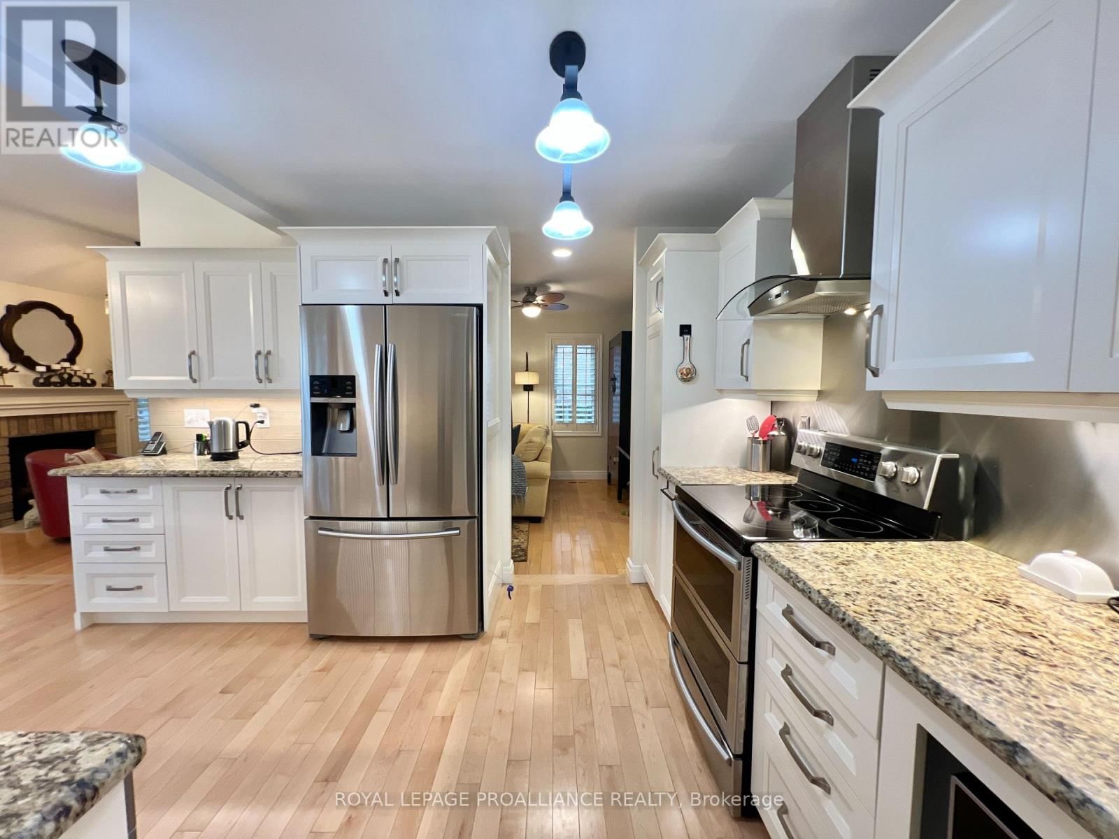 20 GEORGIAN COURT Image 19