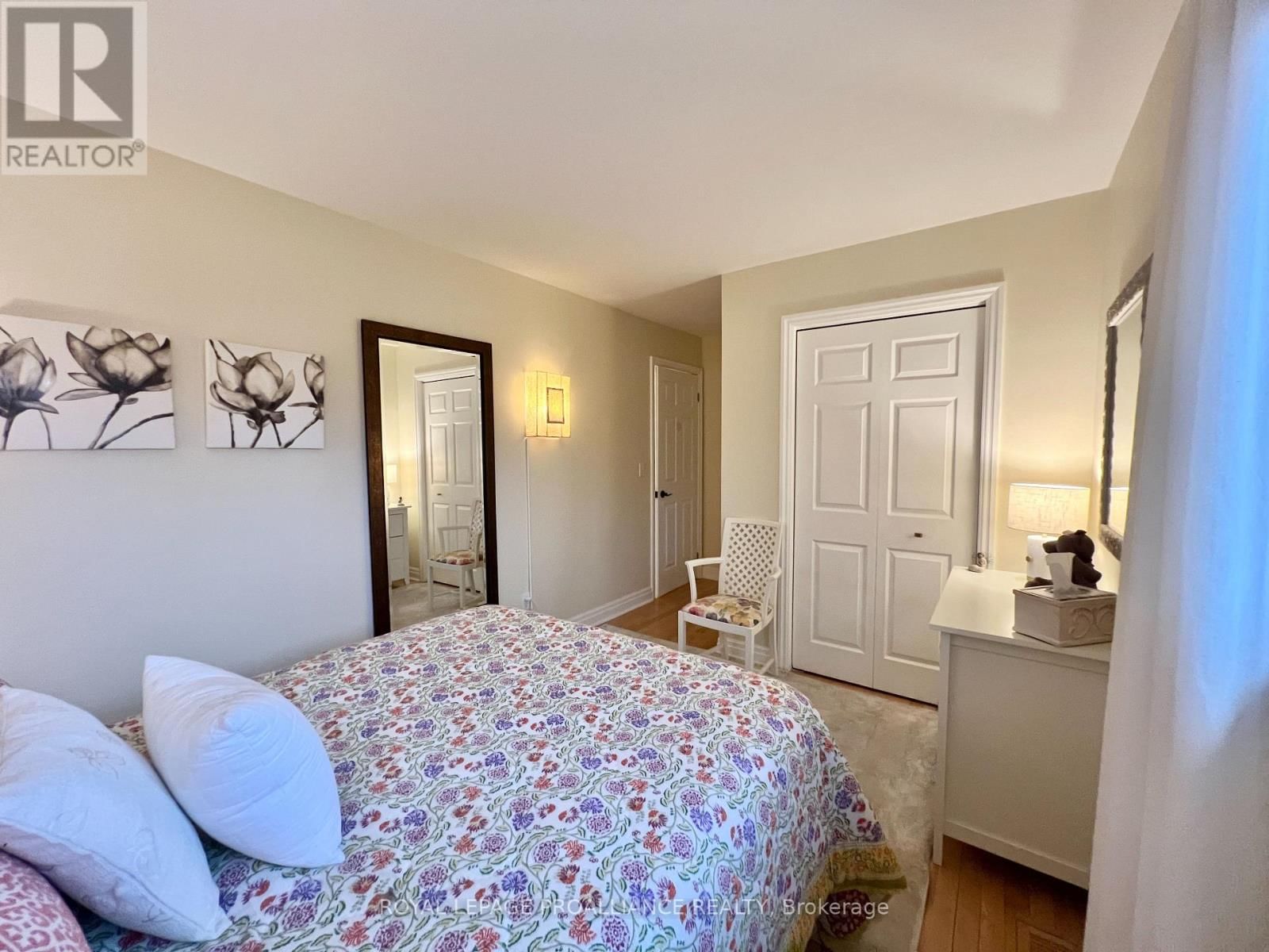 20 GEORGIAN COURT Image 24