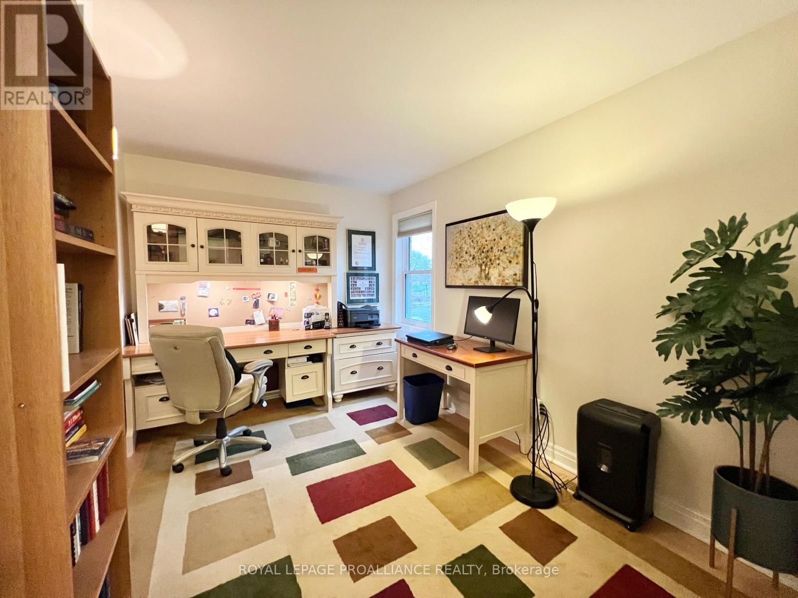 20 GEORGIAN COURT Image 25