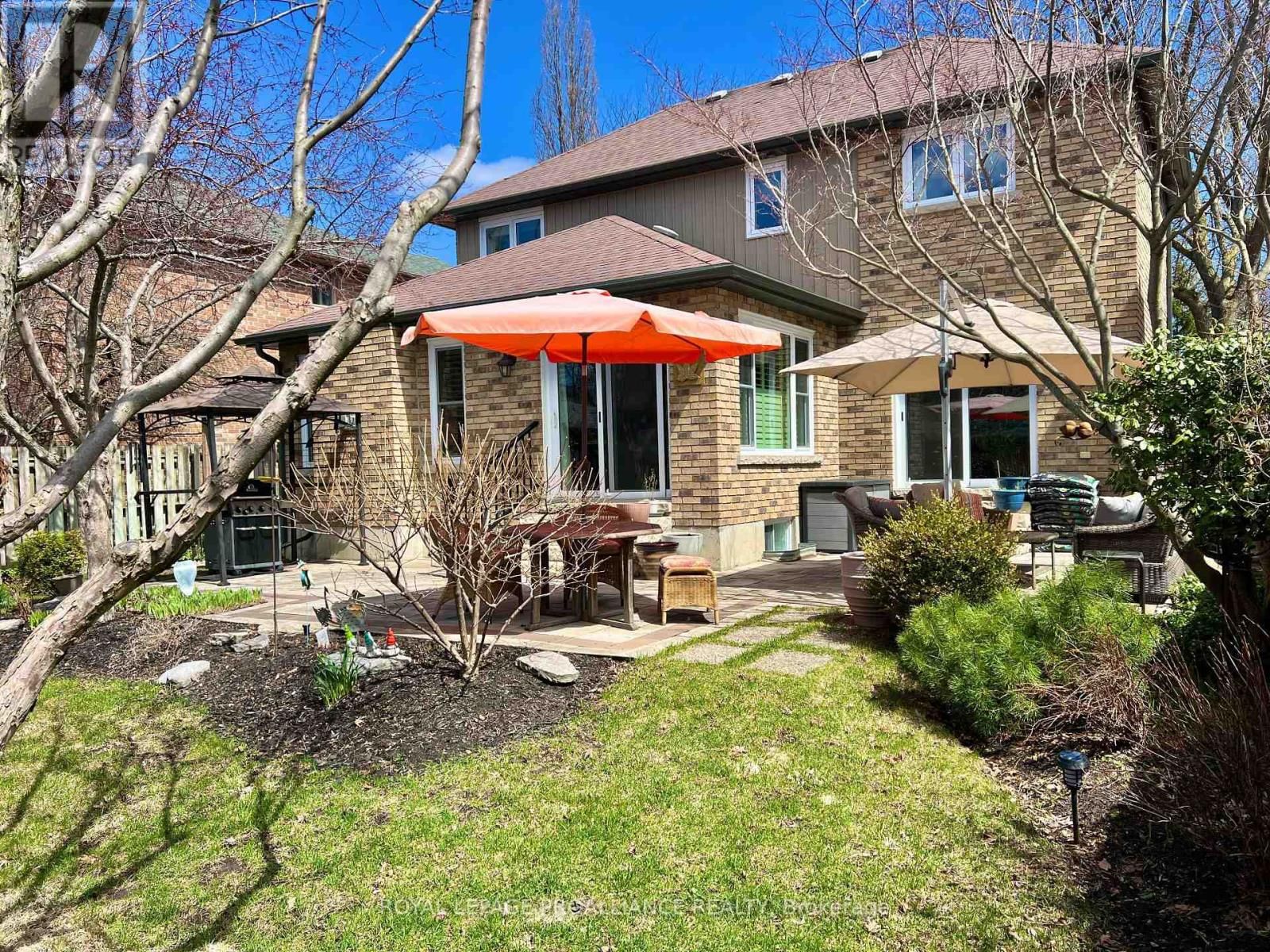 20 GEORGIAN COURT Image 43