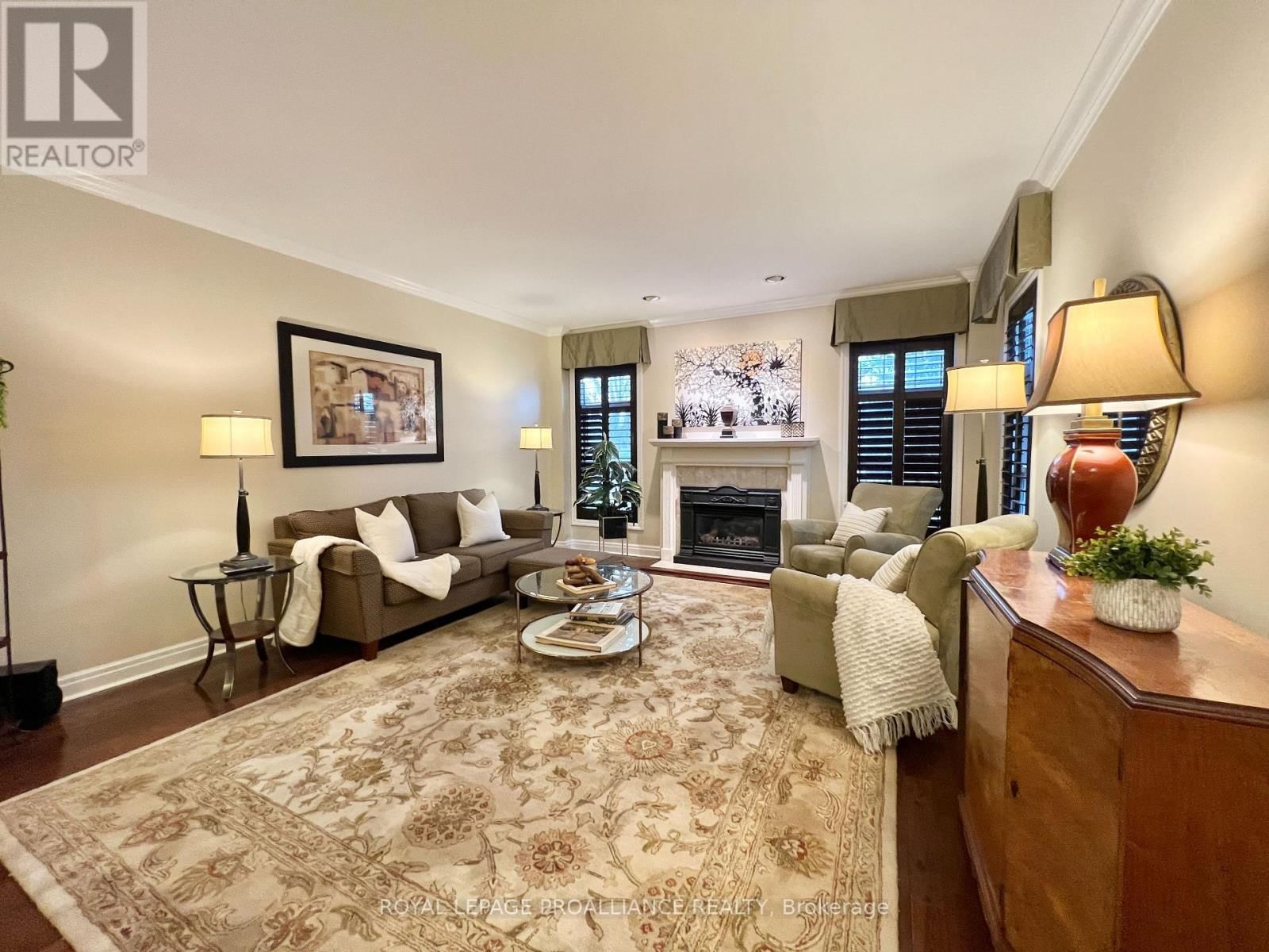 20 GEORGIAN COURT Image 7