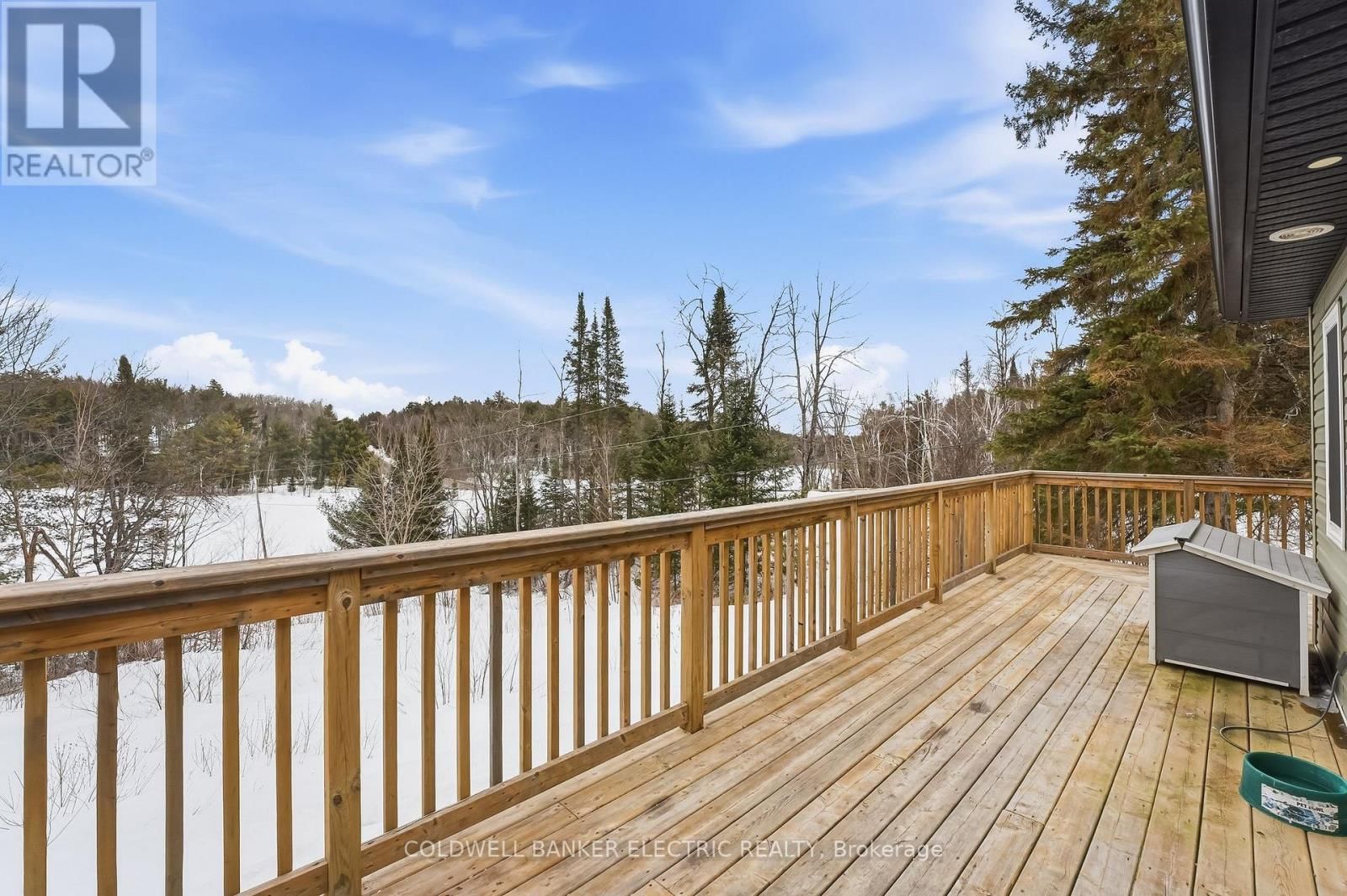 1211 GELERT ROAD Image 21