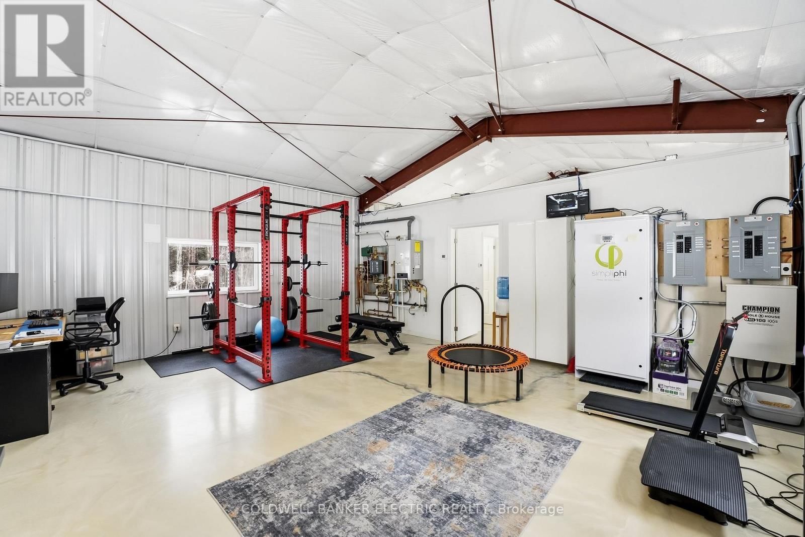 1211 GELERT ROAD Image 32