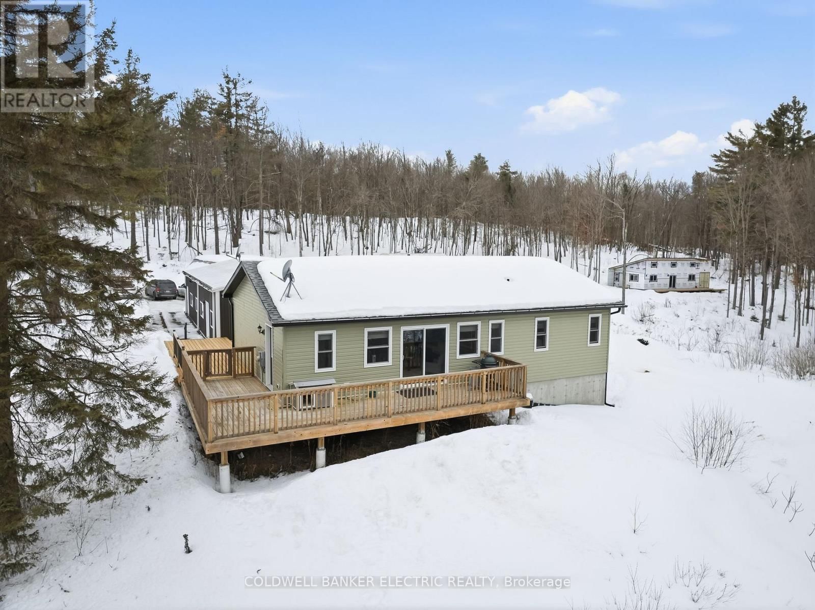 1211 GELERT ROAD Image 41