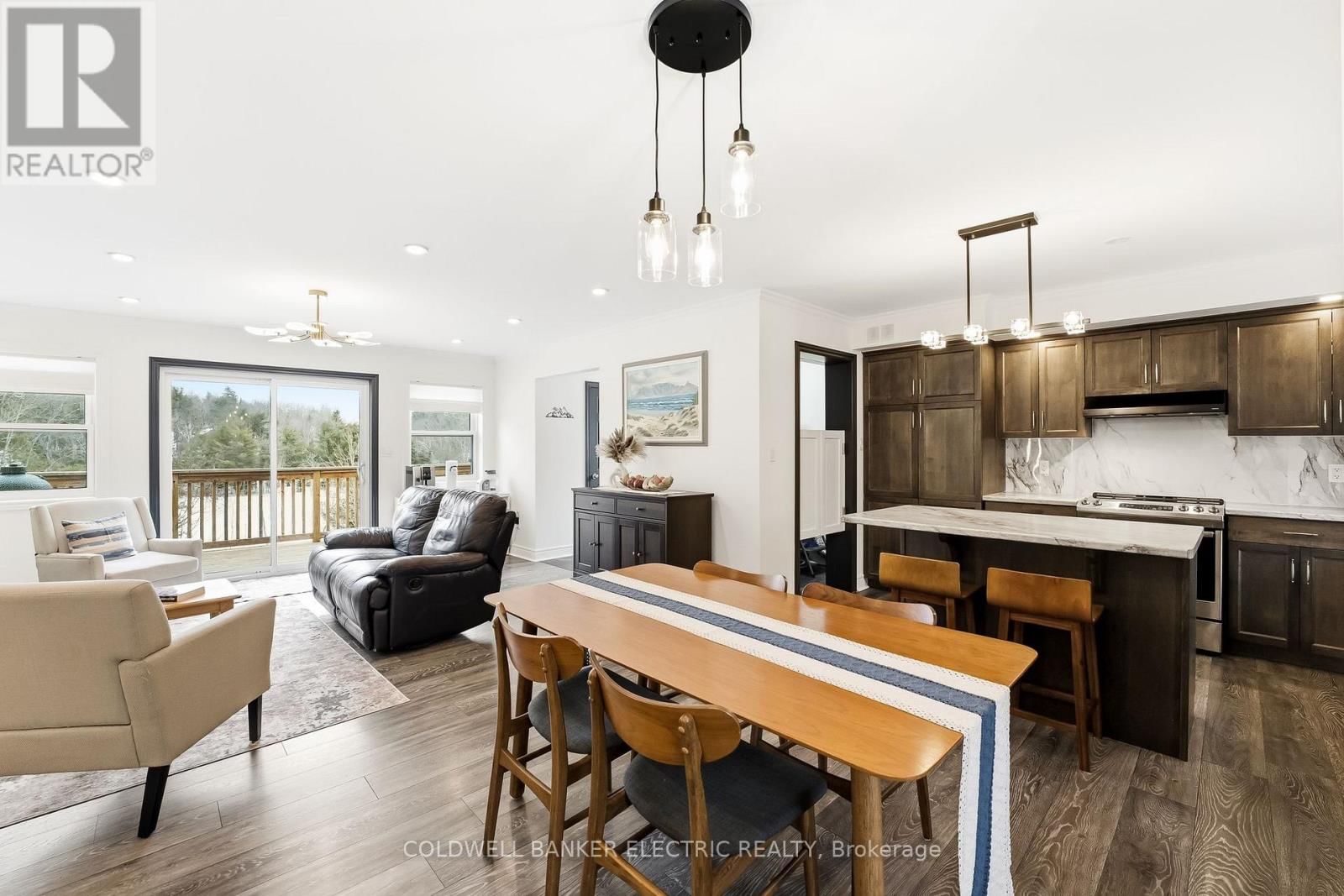 1211 GELERT ROAD Image 8