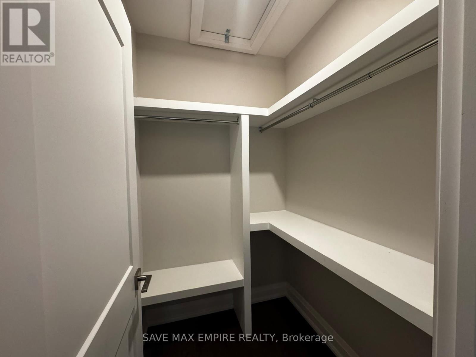 404 - 5 WOOD HAVEN DRIVE Image 13