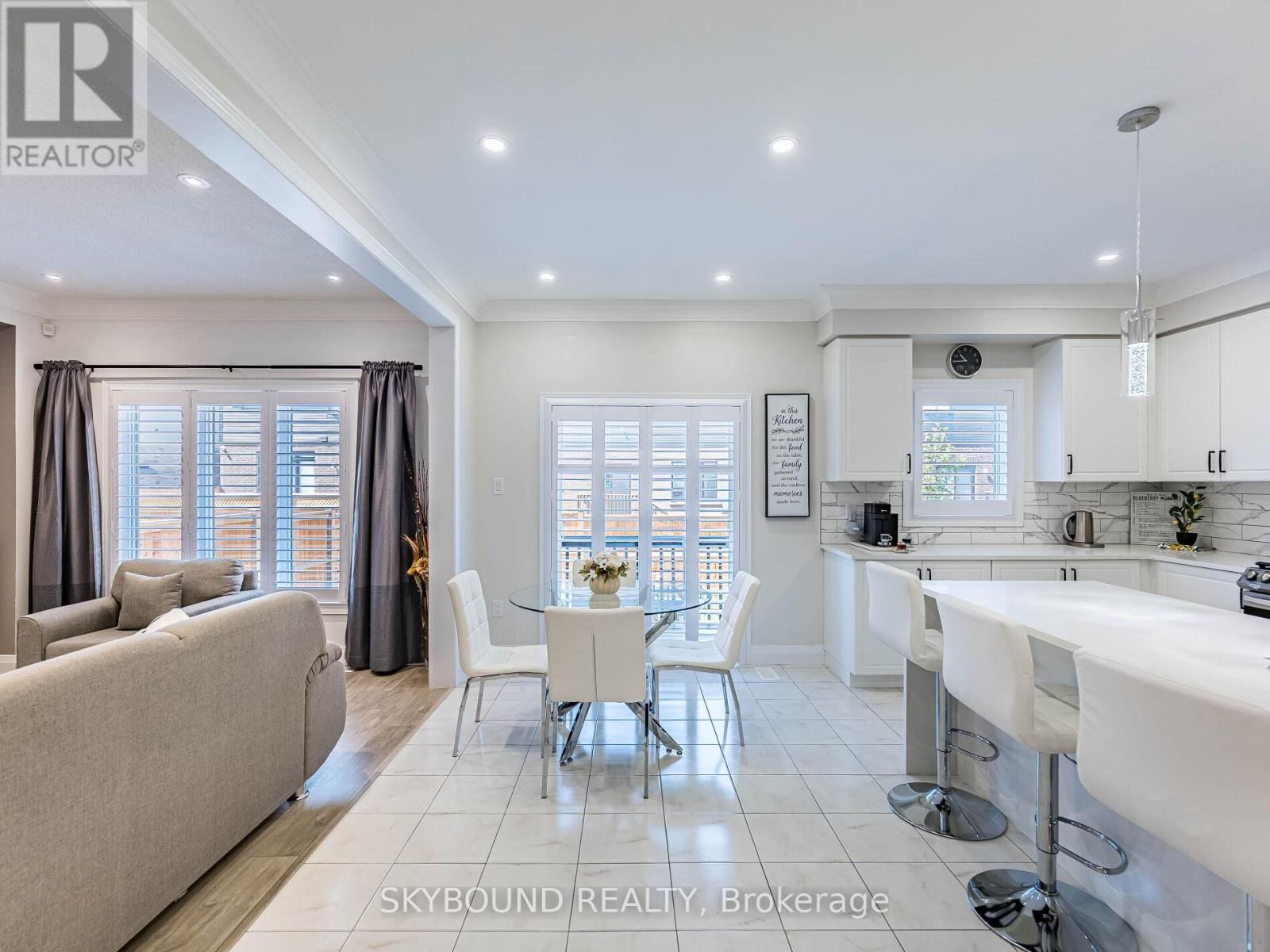 237 SHOREVIEW DRIVE Image 11