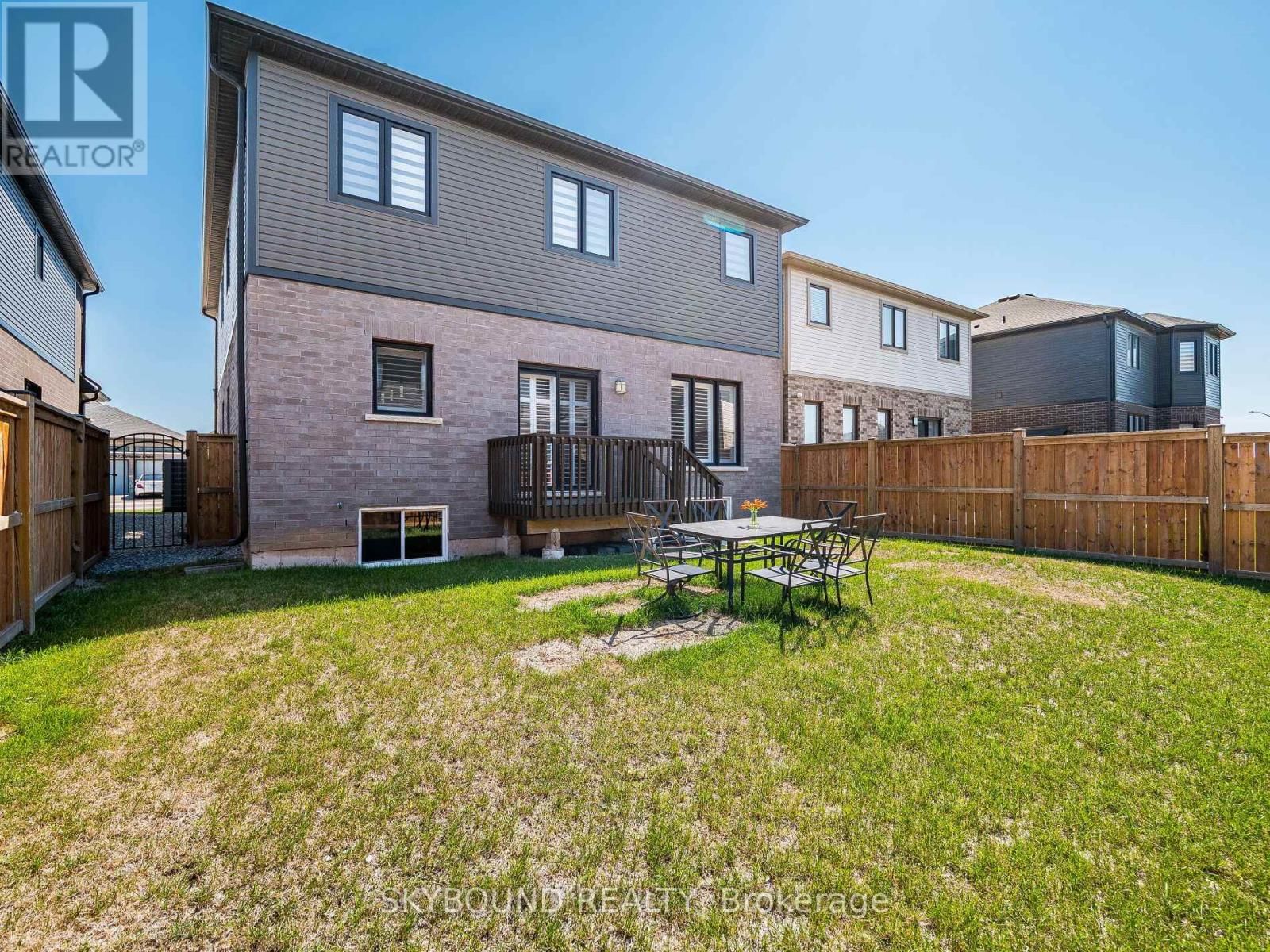 237 SHOREVIEW DRIVE Image 40