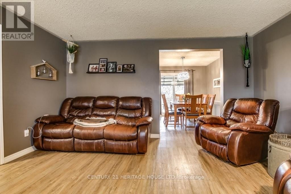 1 MASSEY DRIVE Image 14