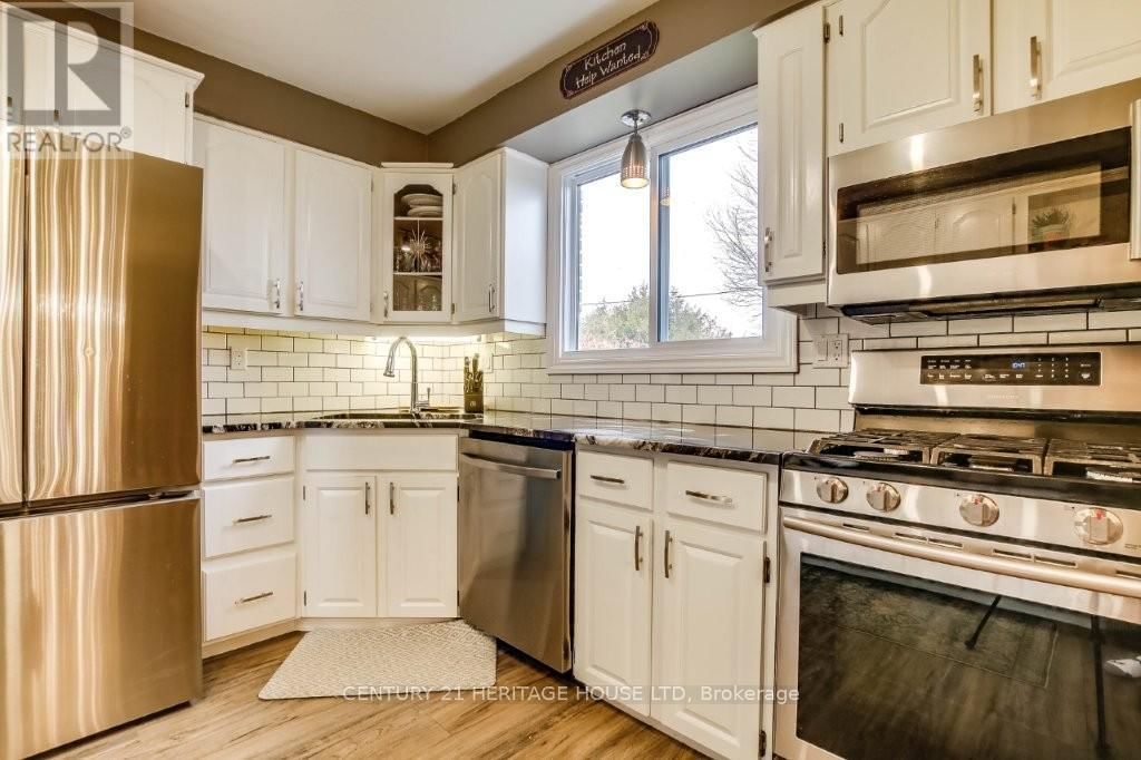 1 MASSEY DRIVE Image 16