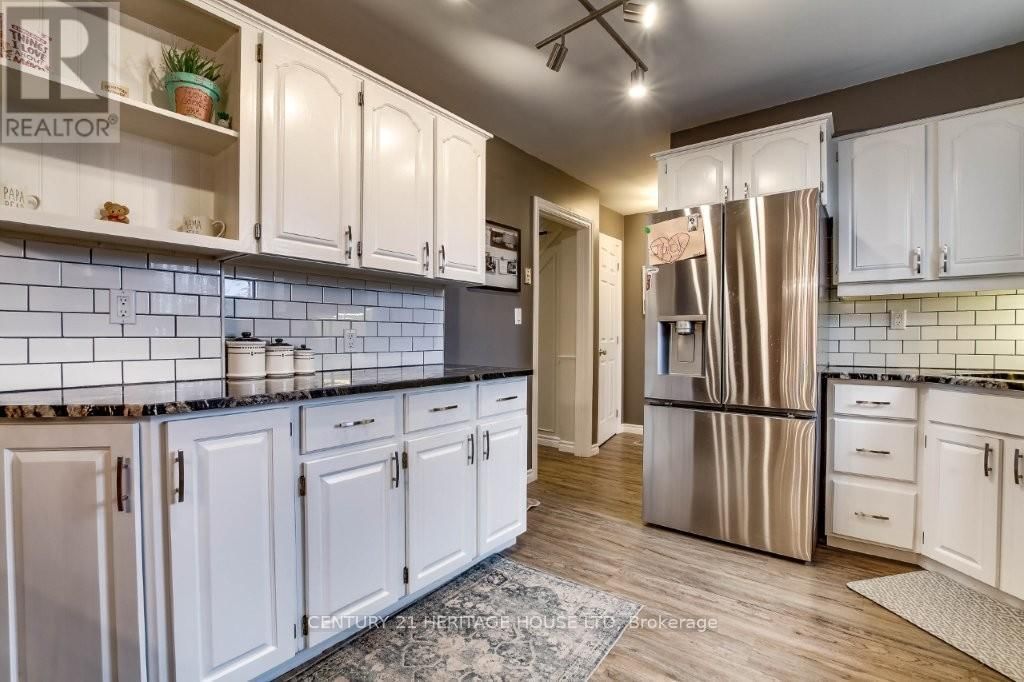 1 MASSEY DRIVE Image 17