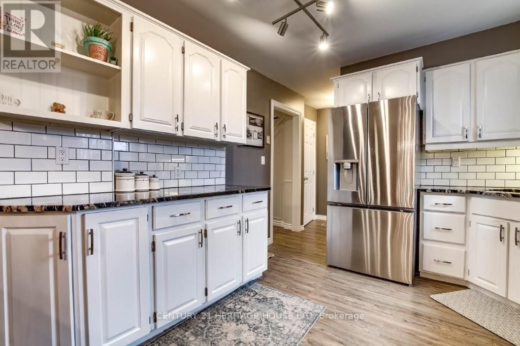 1 MASSEY DRIVE Image 18