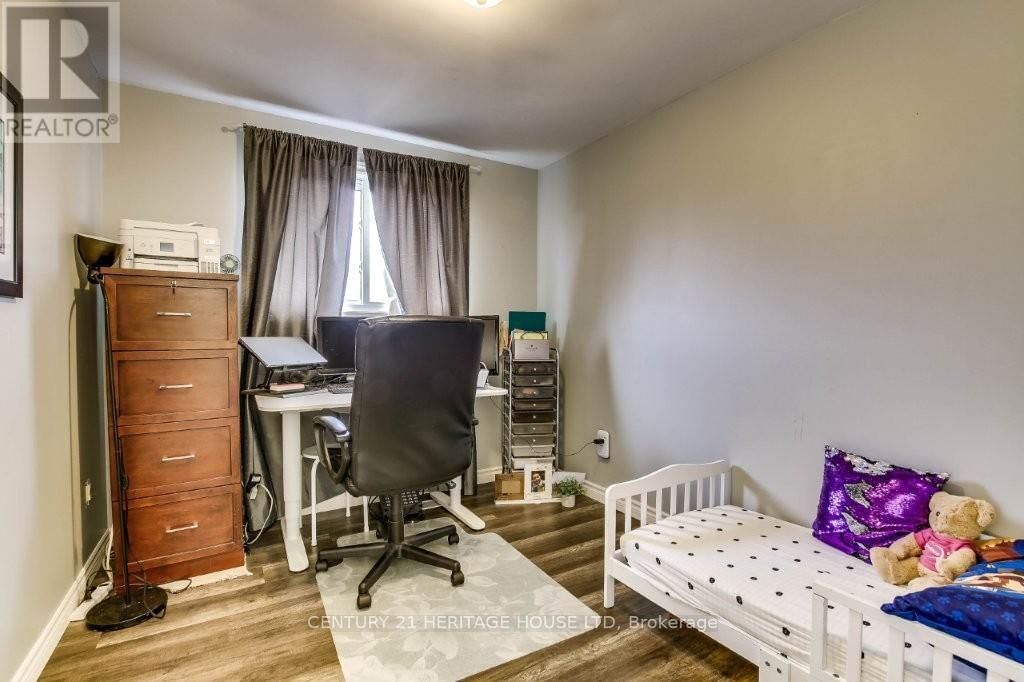 1 MASSEY DRIVE Image 20