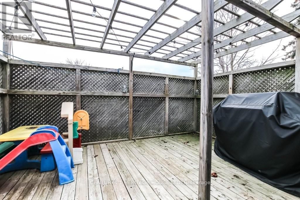 1 MASSEY DRIVE Image 9