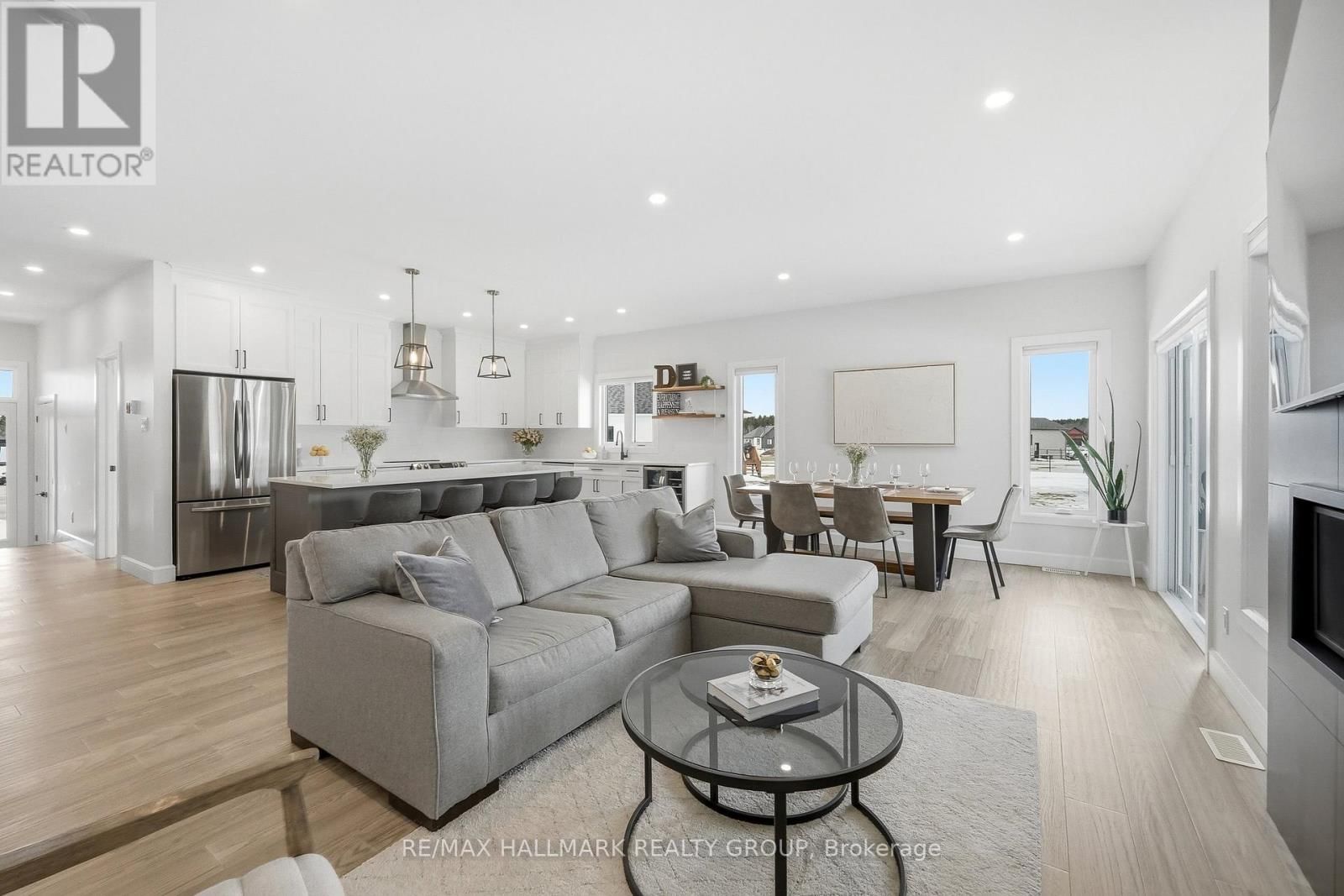 21 MAXIME COURT Image 10