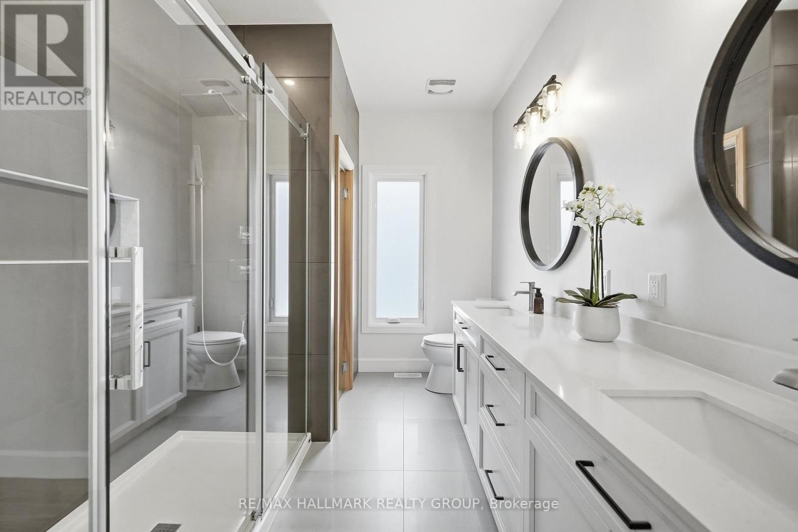 21 MAXIME COURT Image 17