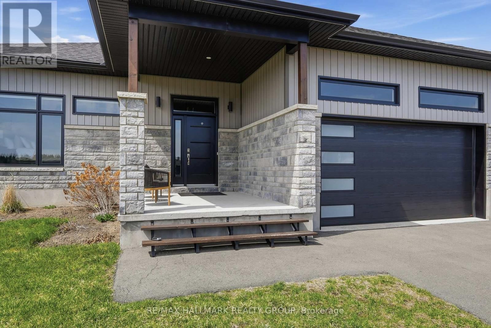 21 MAXIME COURT Image 2