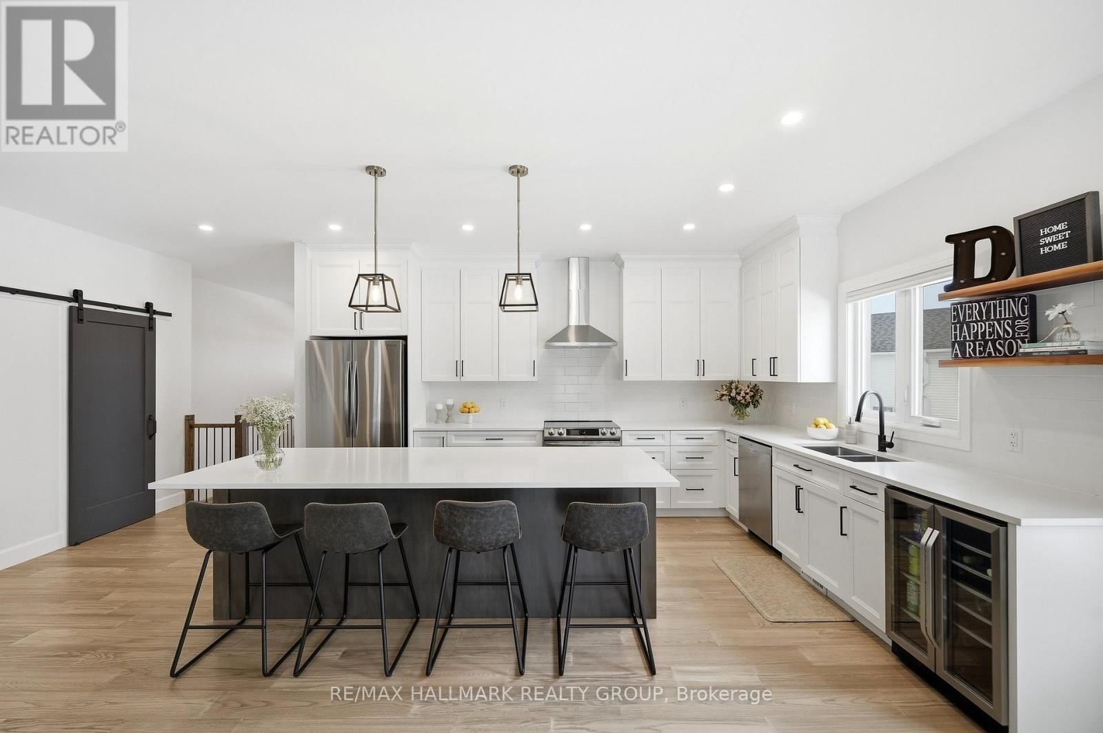 21 MAXIME COURT Image 3