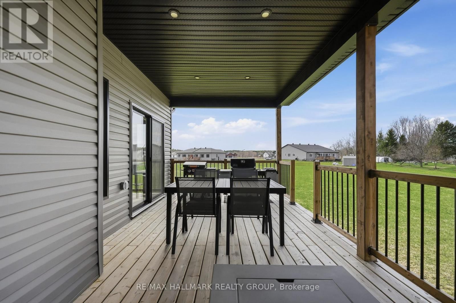 21 MAXIME COURT Image 30