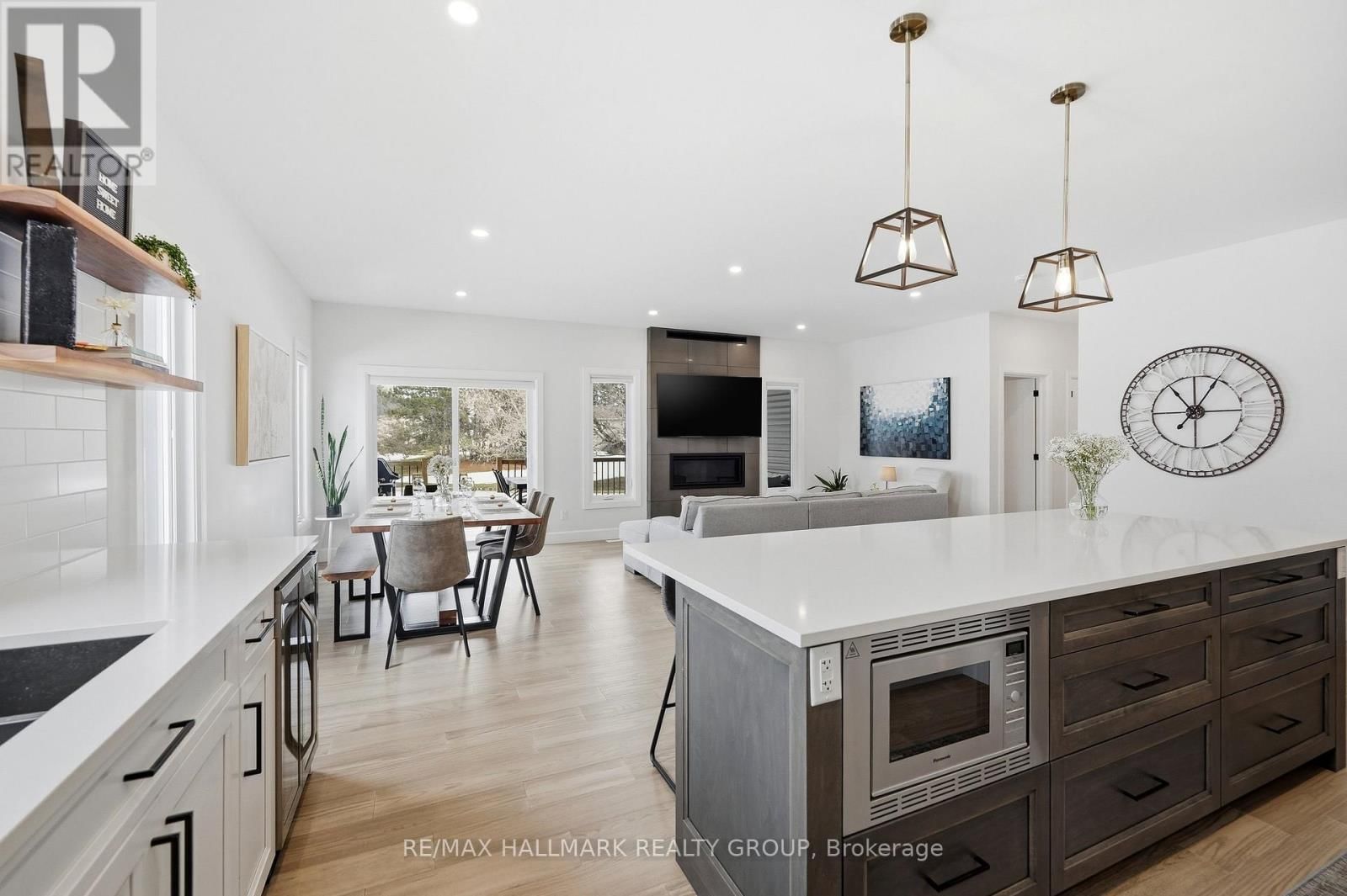 21 MAXIME COURT Image 7