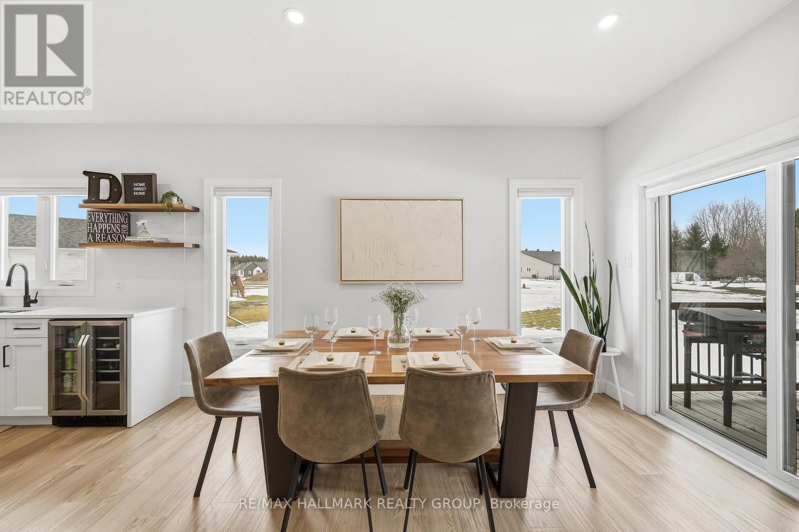 21 MAXIME COURT Image 8