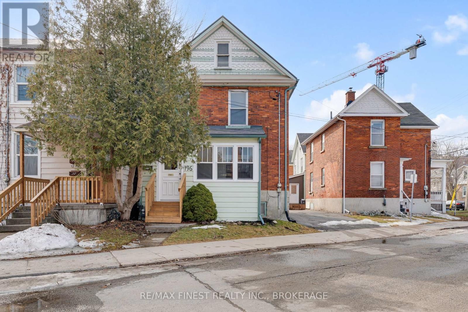 196 ORDNANCE STREET Image 1