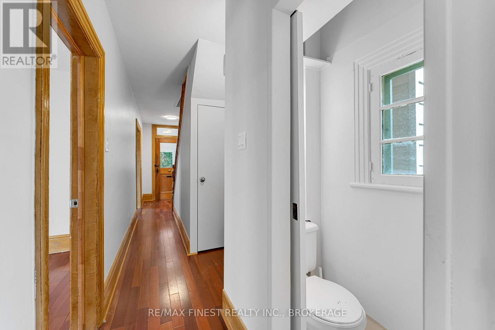 196 ORDNANCE STREET Image 10