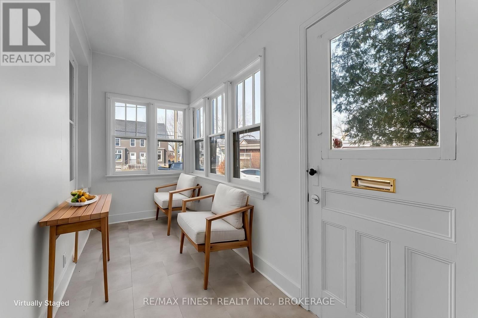 196 ORDNANCE STREET Image 5