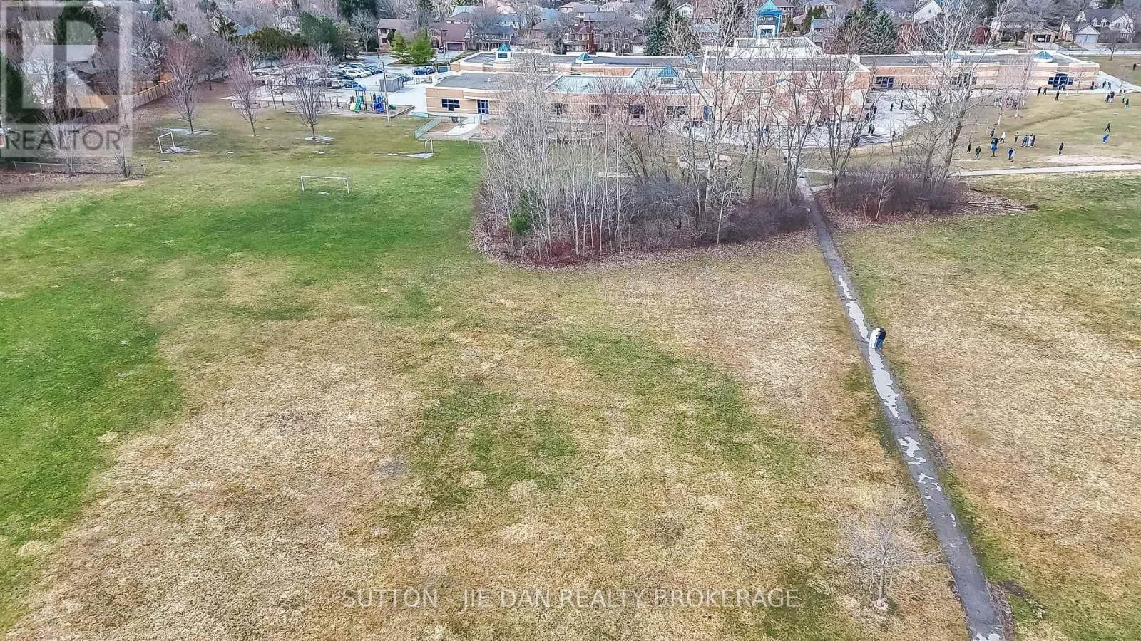 33 REPTON AVENUE Image 32