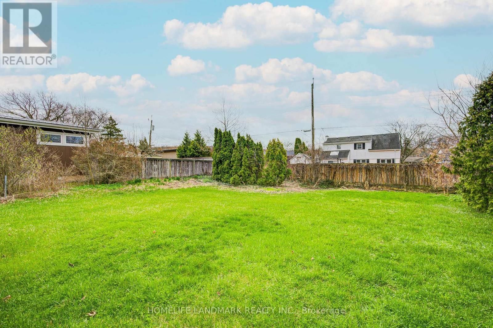 8 RICHARD STREET Image 48