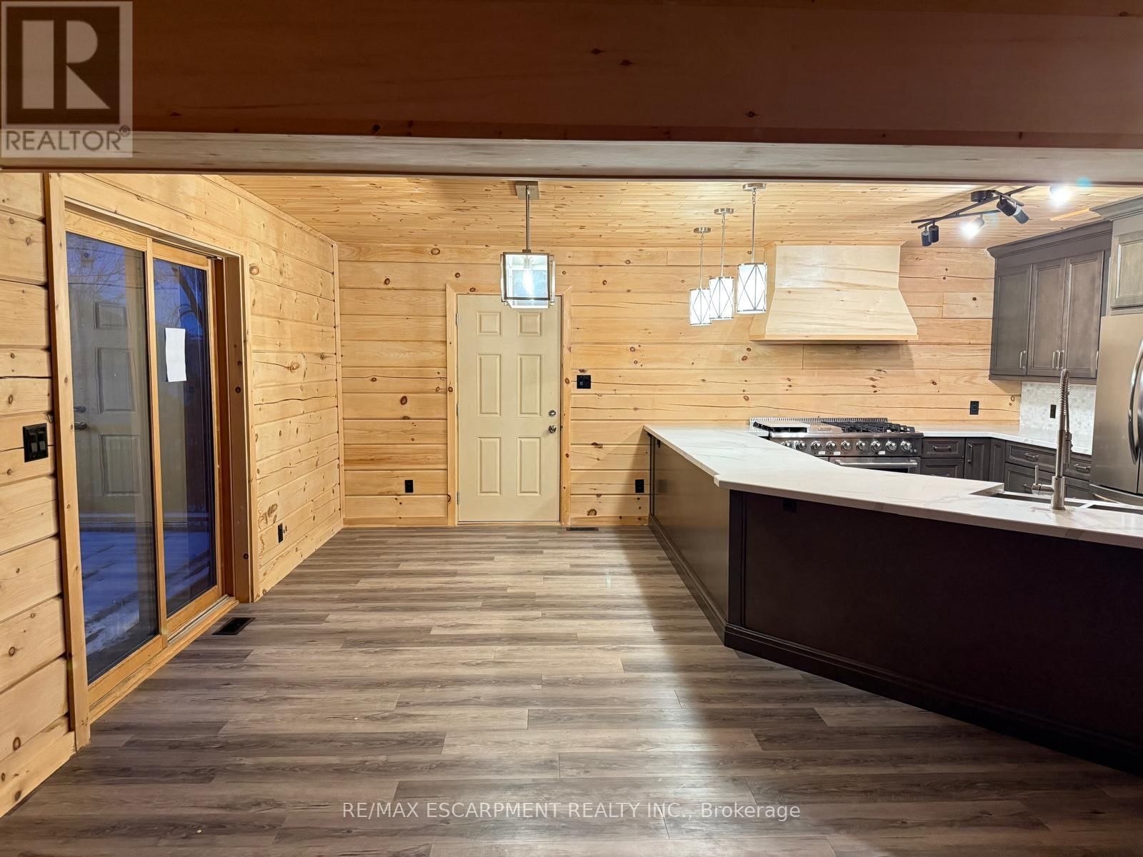 33 LAIRD DRIVE Image 5