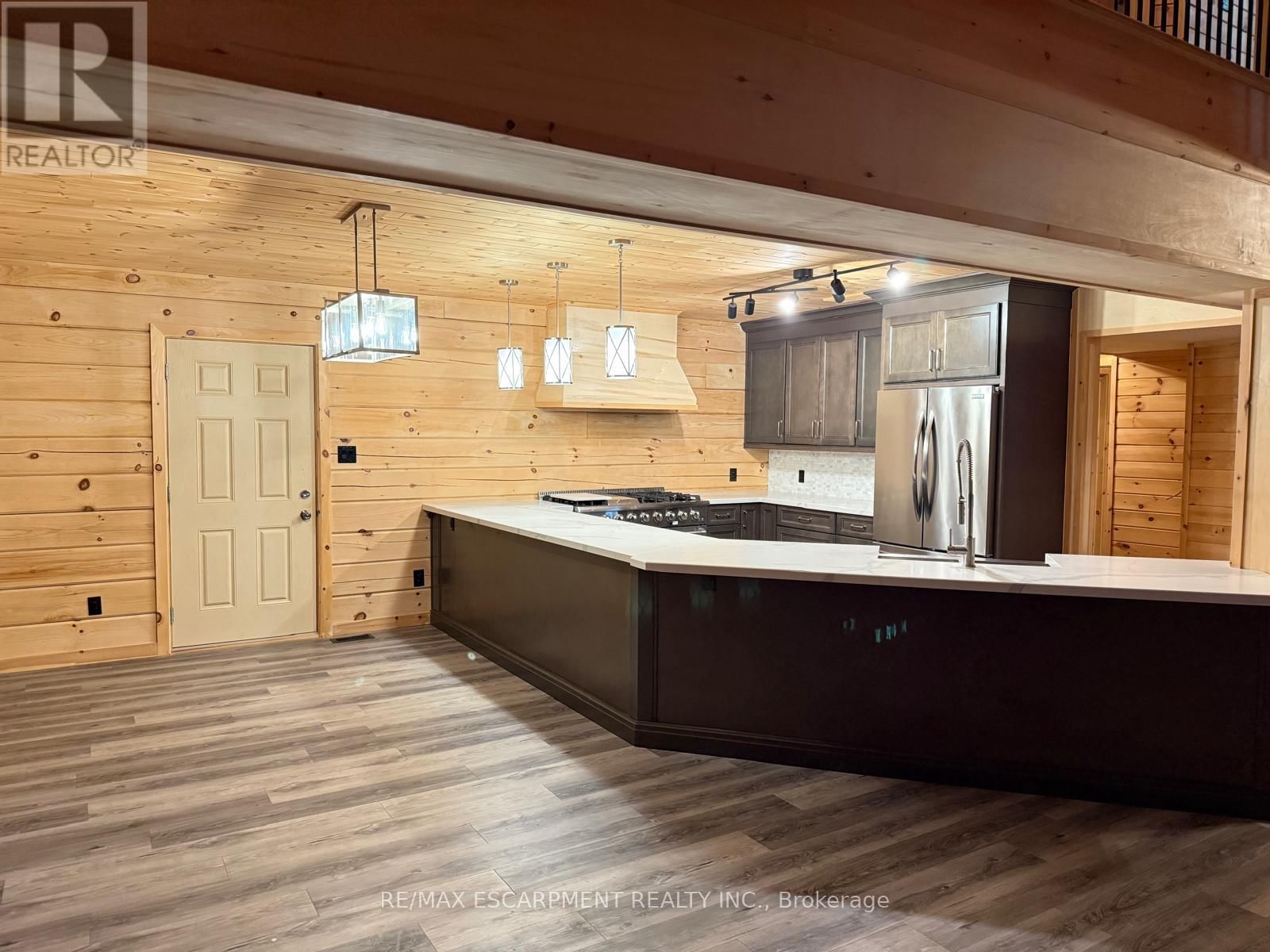 33 LAIRD DRIVE Image 6