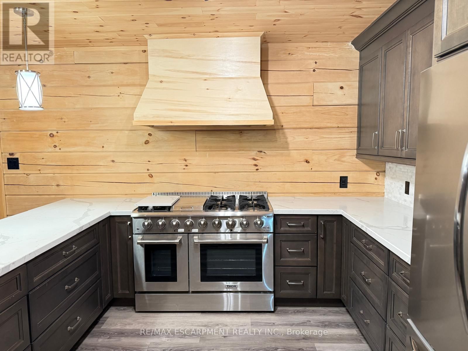 33 LAIRD DRIVE Image 7