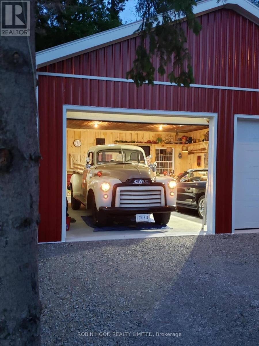 76 DOVER STREET Image 1