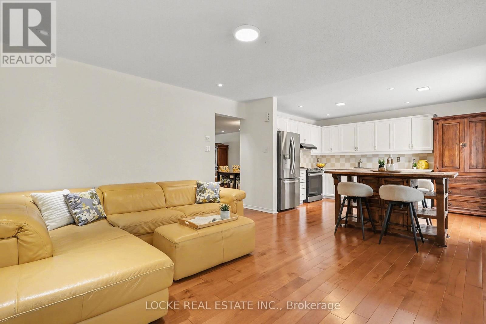 6020 LONGLEAF DRIVE Image 21