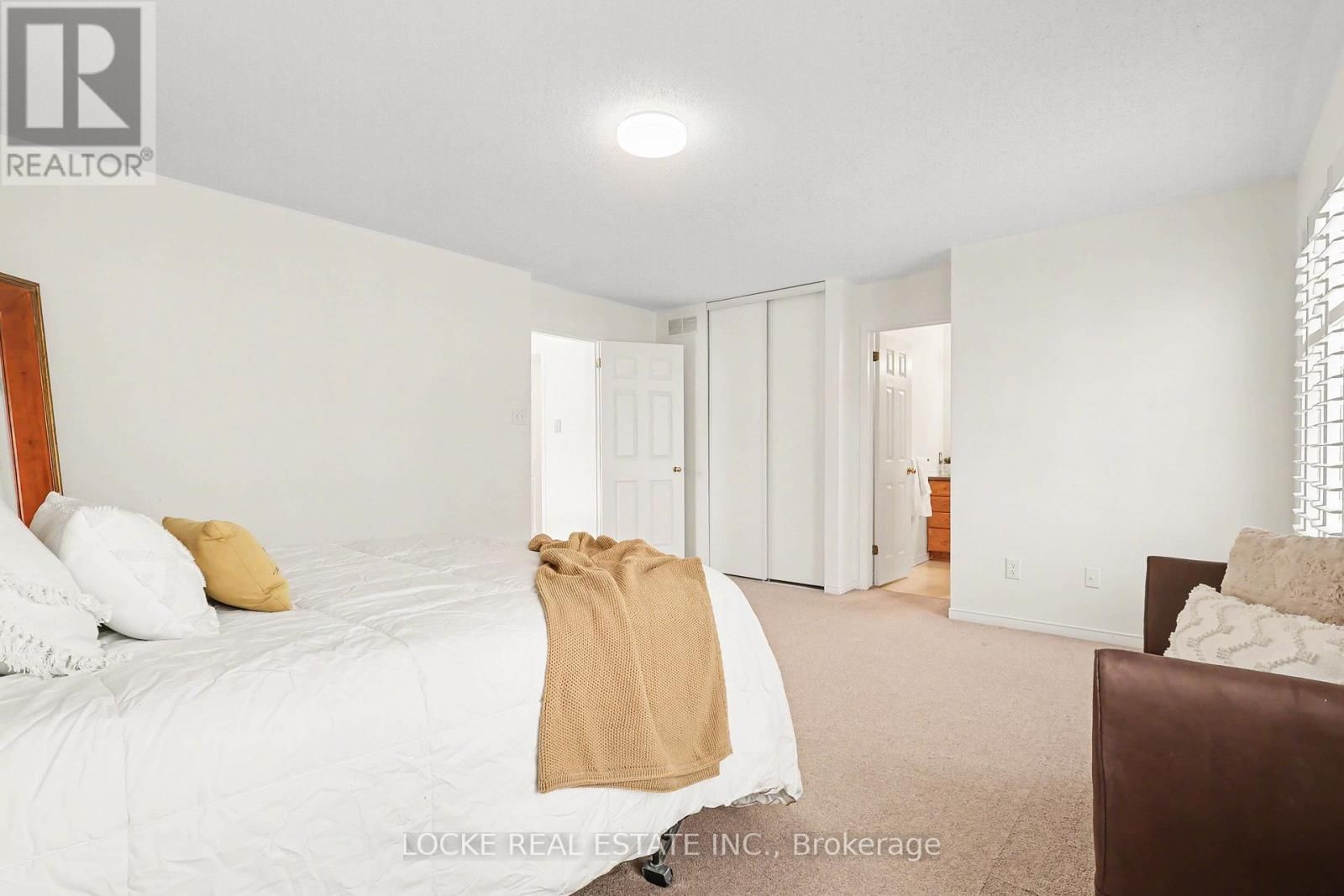 6020 LONGLEAF DRIVE Image 24