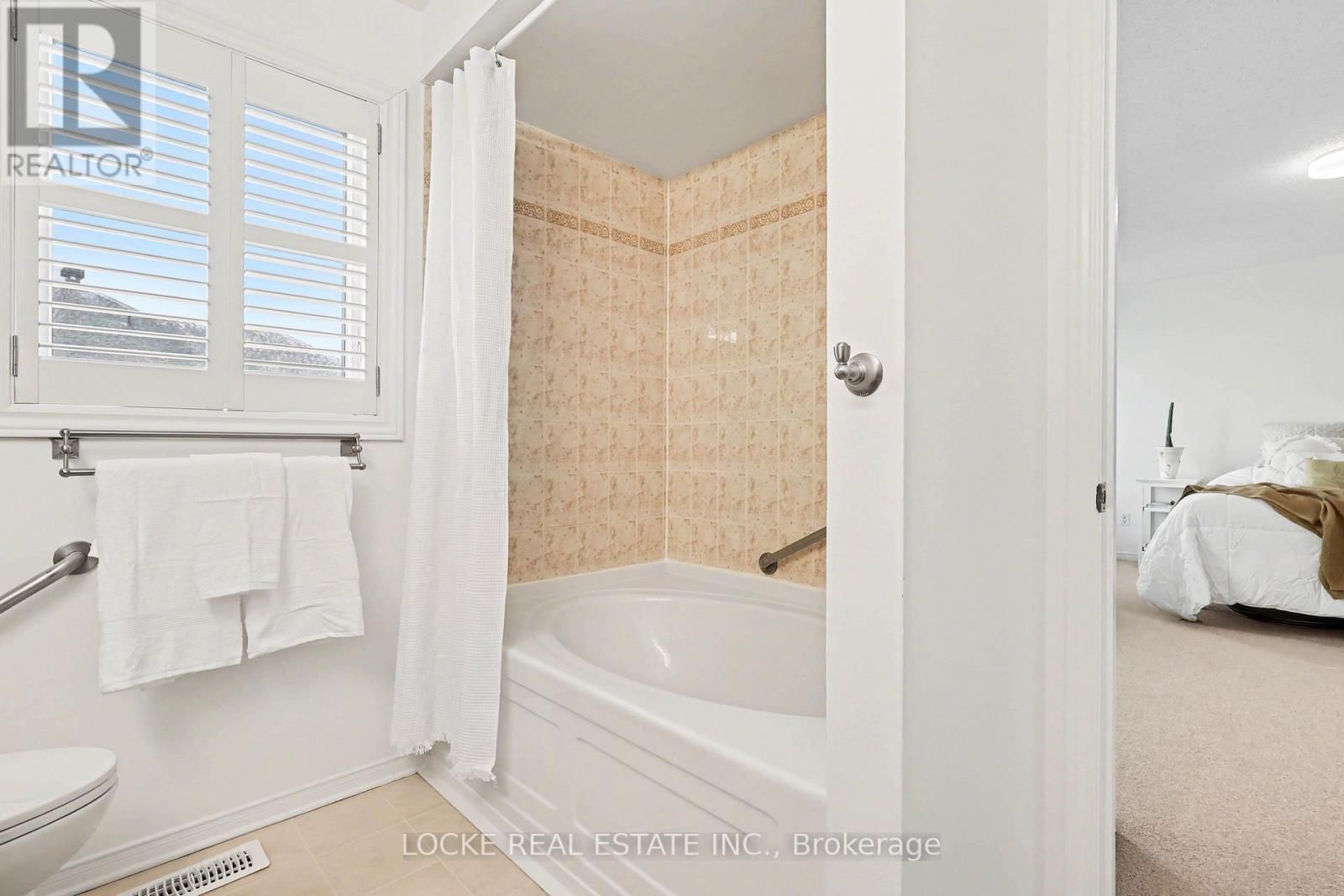 6020 LONGLEAF DRIVE Image 27