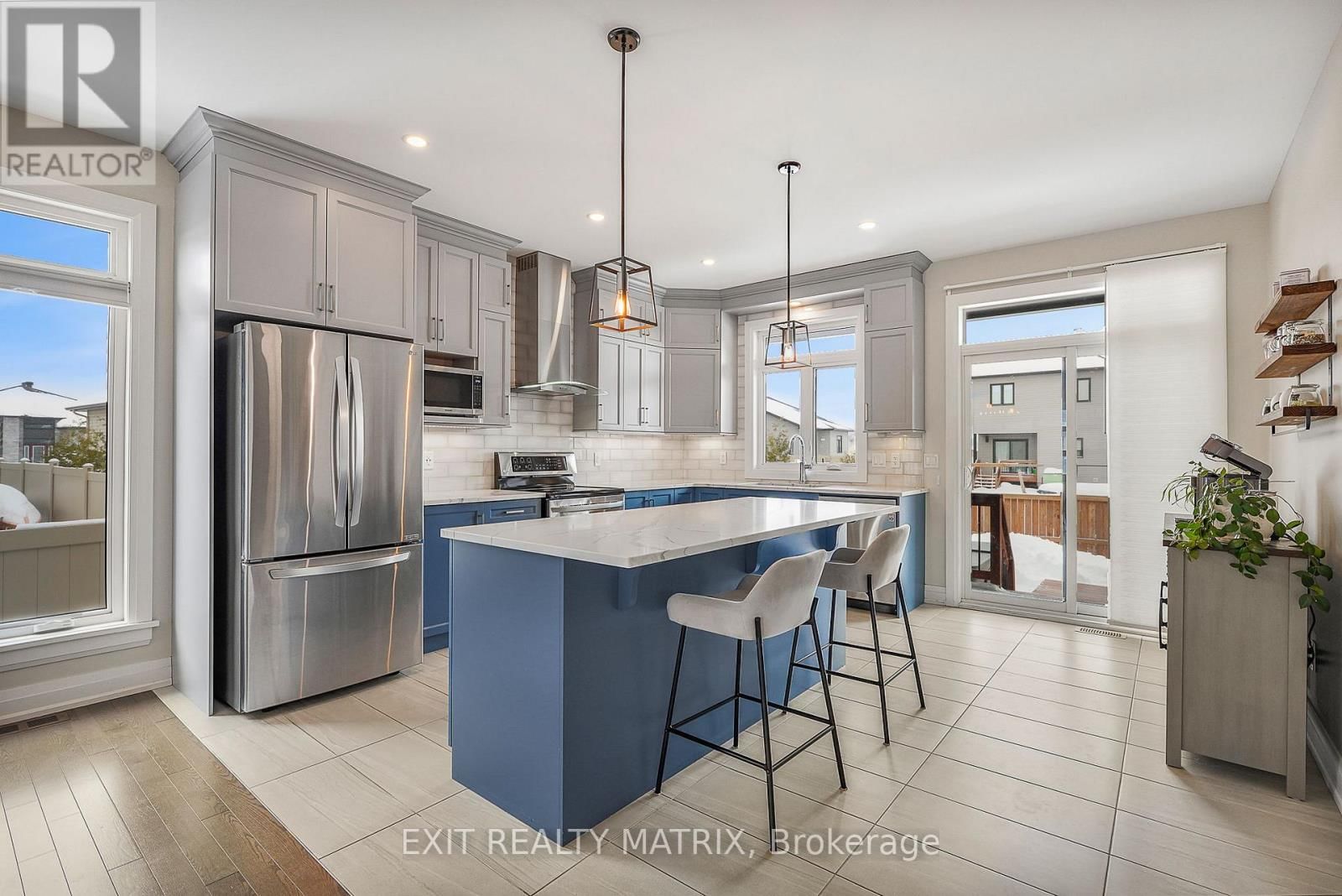 128 LYON STREET Image 12