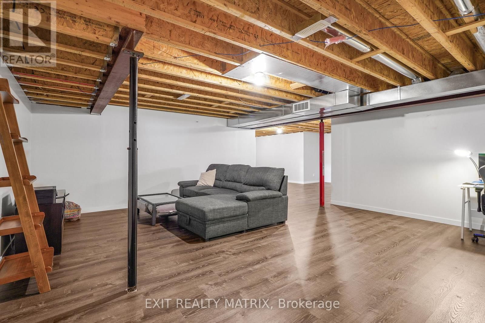 128 LYON STREET Image 25