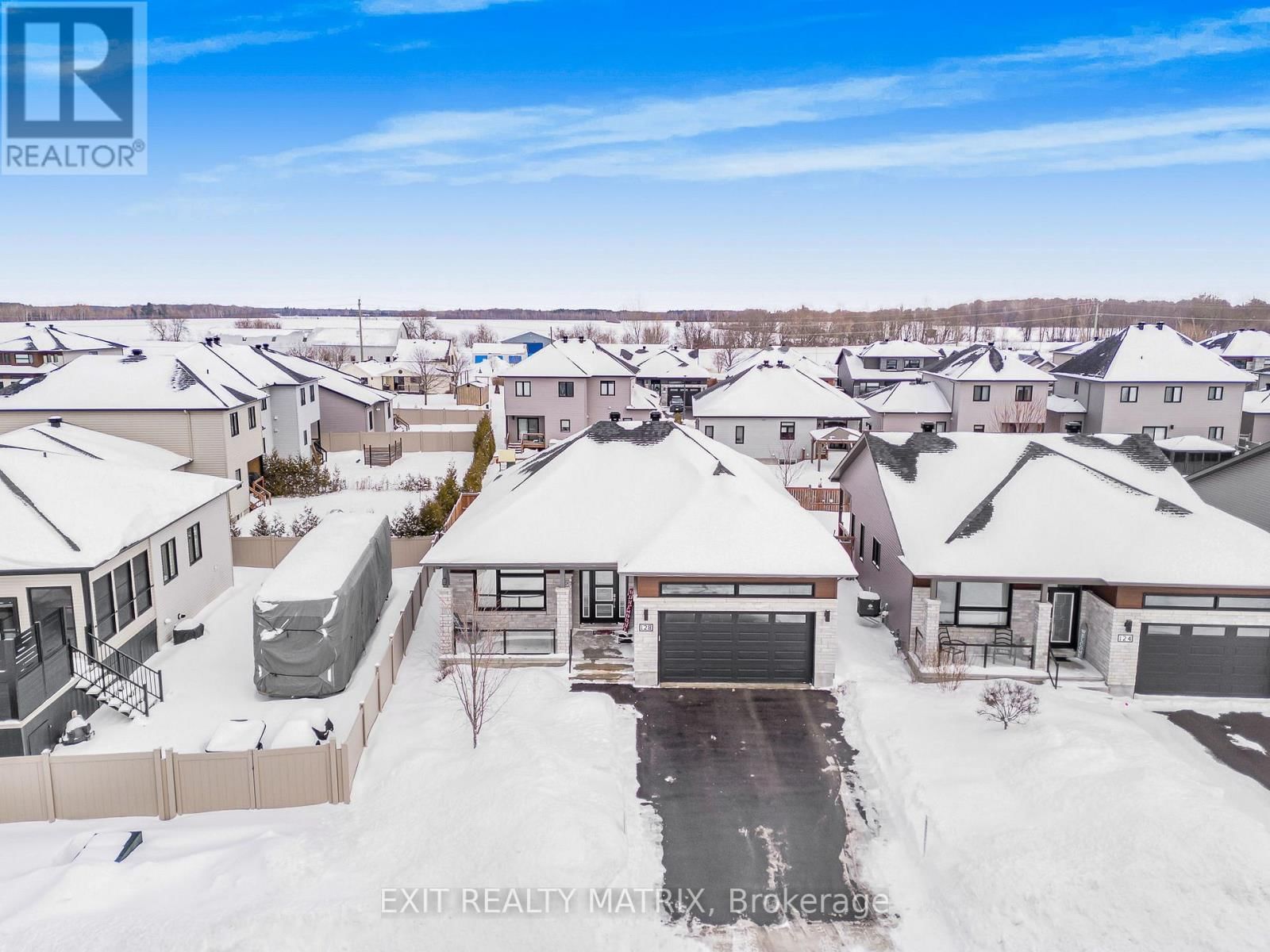 128 LYON STREET Image 31