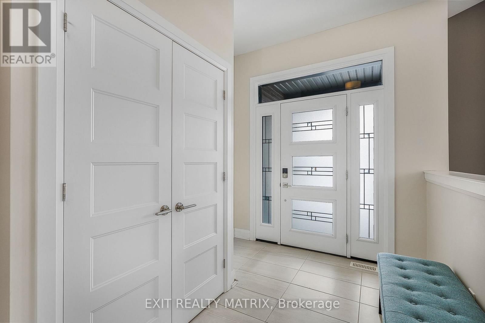 128 LYON STREET Image 4